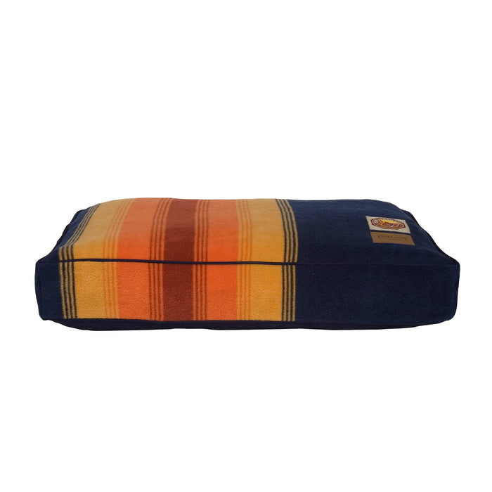 Pendleton Pet National Park Dog Bed: New Yellowstone / Medium