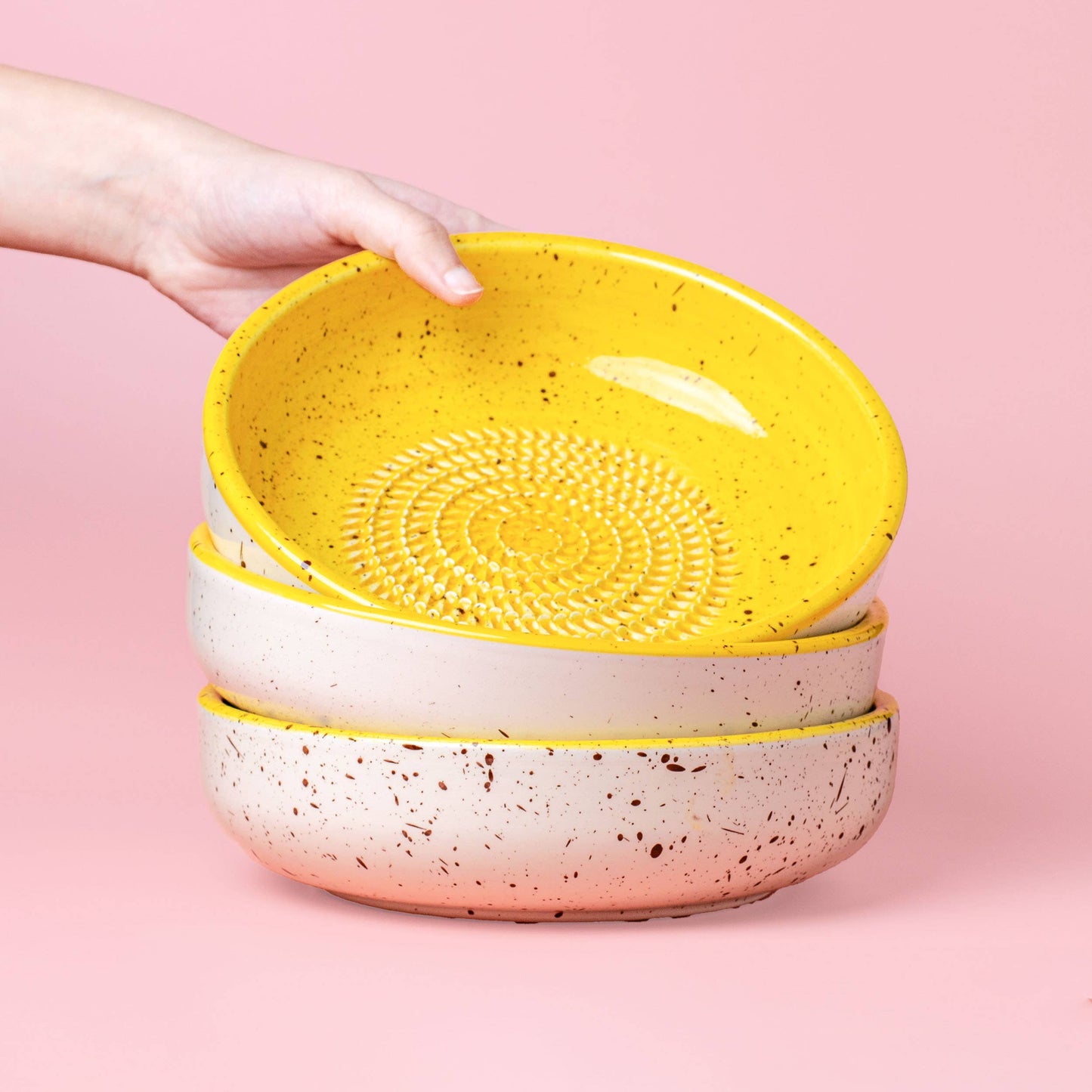 Garlic Grater Large - Yellow/White Cinnamon