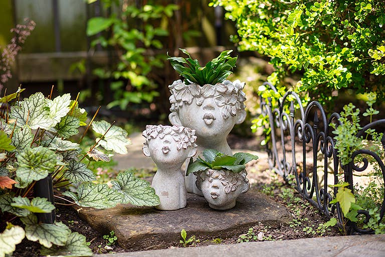Cement Kissing Face Planter: Small