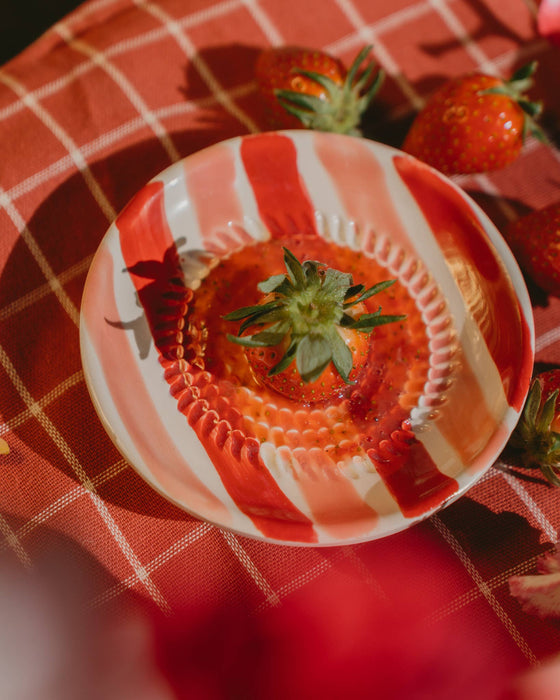 Sweetheart Ceramic Garlic Grater Plate- Small