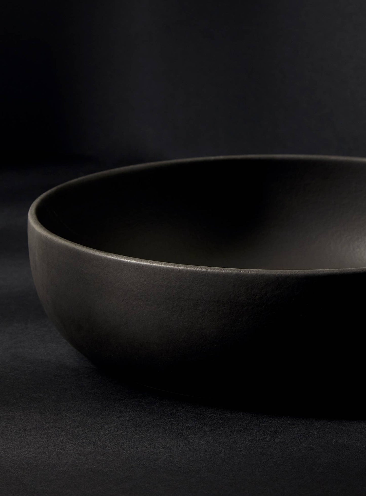 Stoneware Shallow Serving Bowl